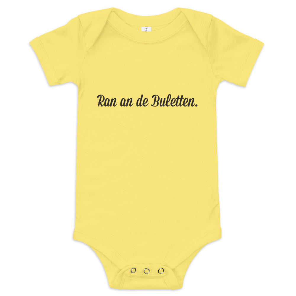 Ran an de Buletten - short sleeve bodysuit - babes